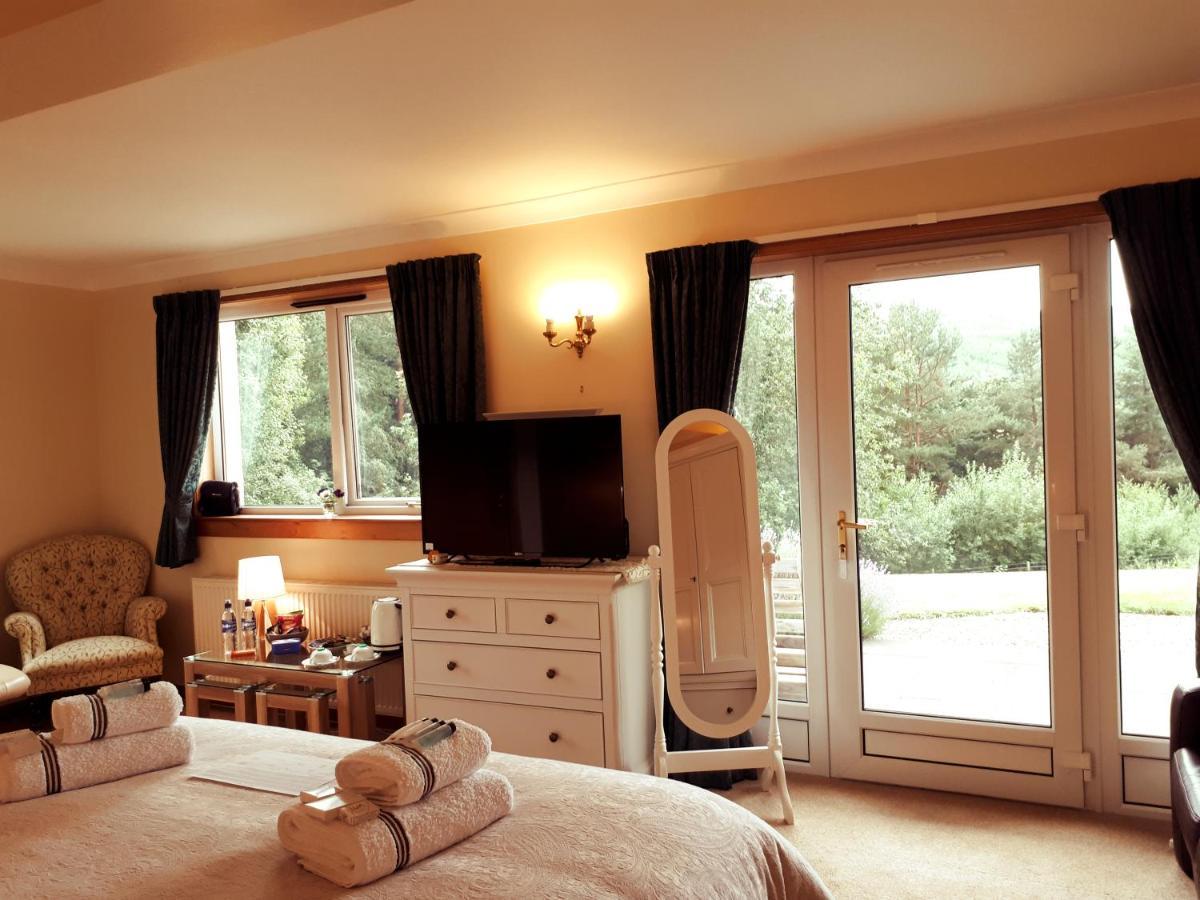 High March Bed & Breakfast Drumnadrochit Exterior photo